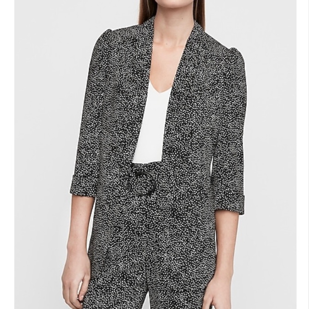 NWT Collar Boyfriend Blazer padded